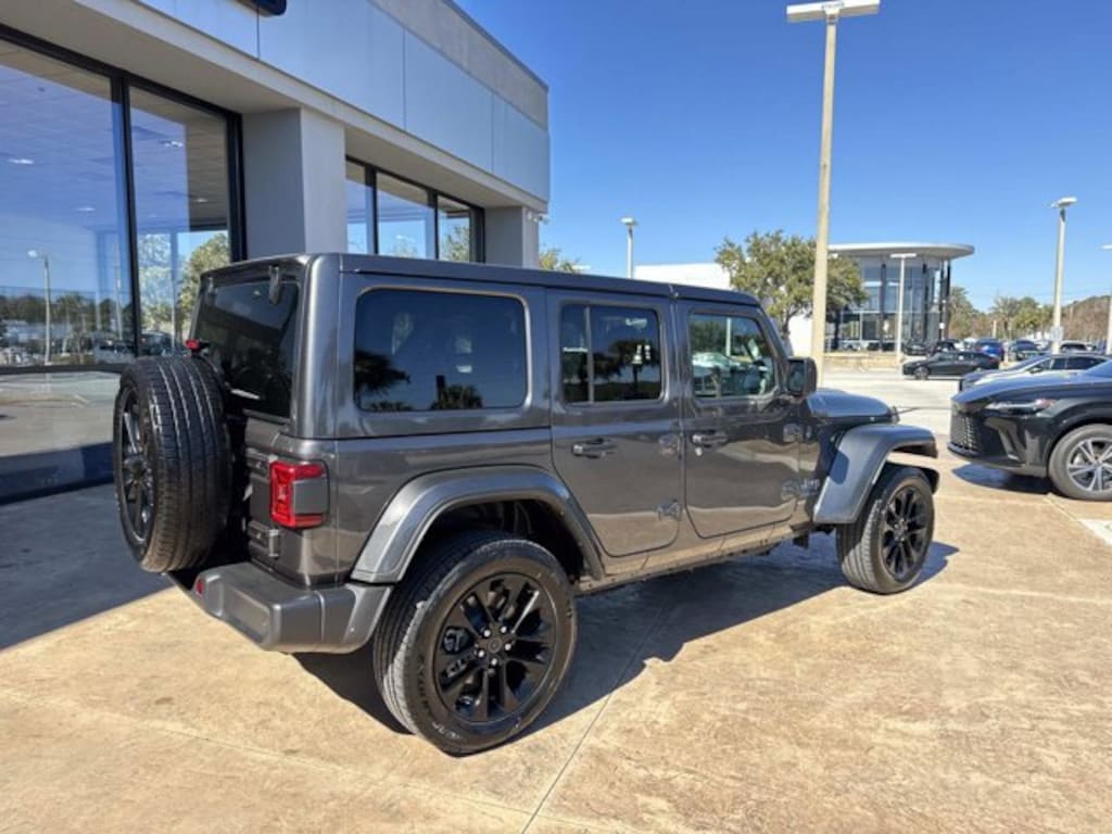 Used 2025 Jeep Wrangler 4xe Sahara 4xe