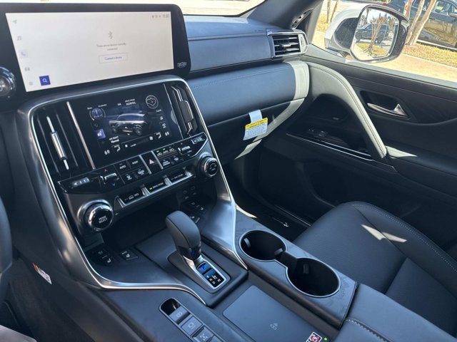 2026 Lexus LX 700h Luxury - Photo 24