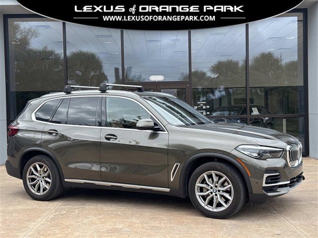 2022 BMW X5 40i's photo