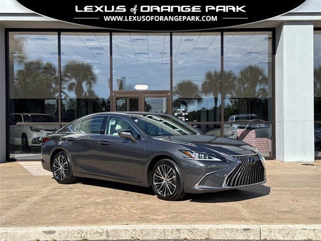 2025 Lexus ES