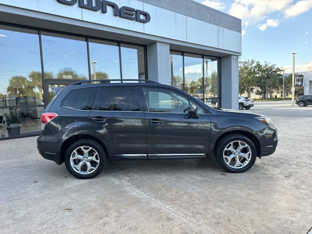 2017 Subaru Forester 2.5i Touring photo 2