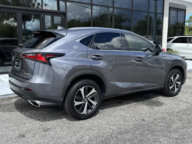 2021 Lexus NX 300 photo 3