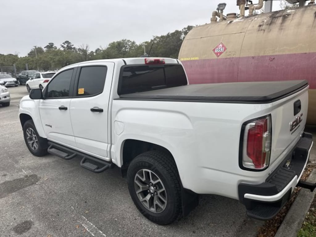 Used 2022 GMC Canyon AT4 w/Cloth