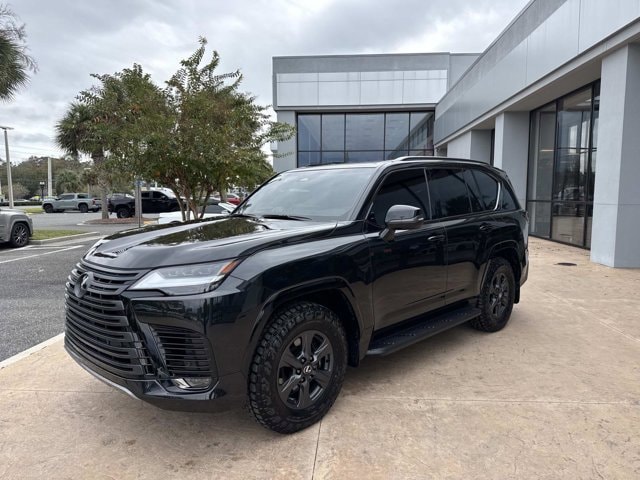 2025 Lexus LX Overtrail - Photo 7