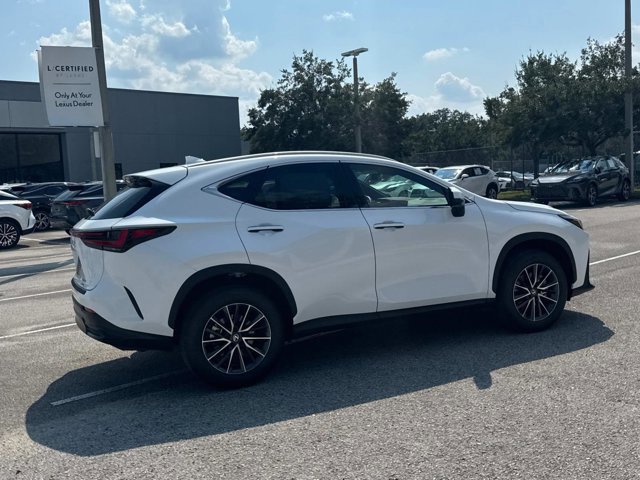 2026 Lexus NX 350 Premium photo 3
