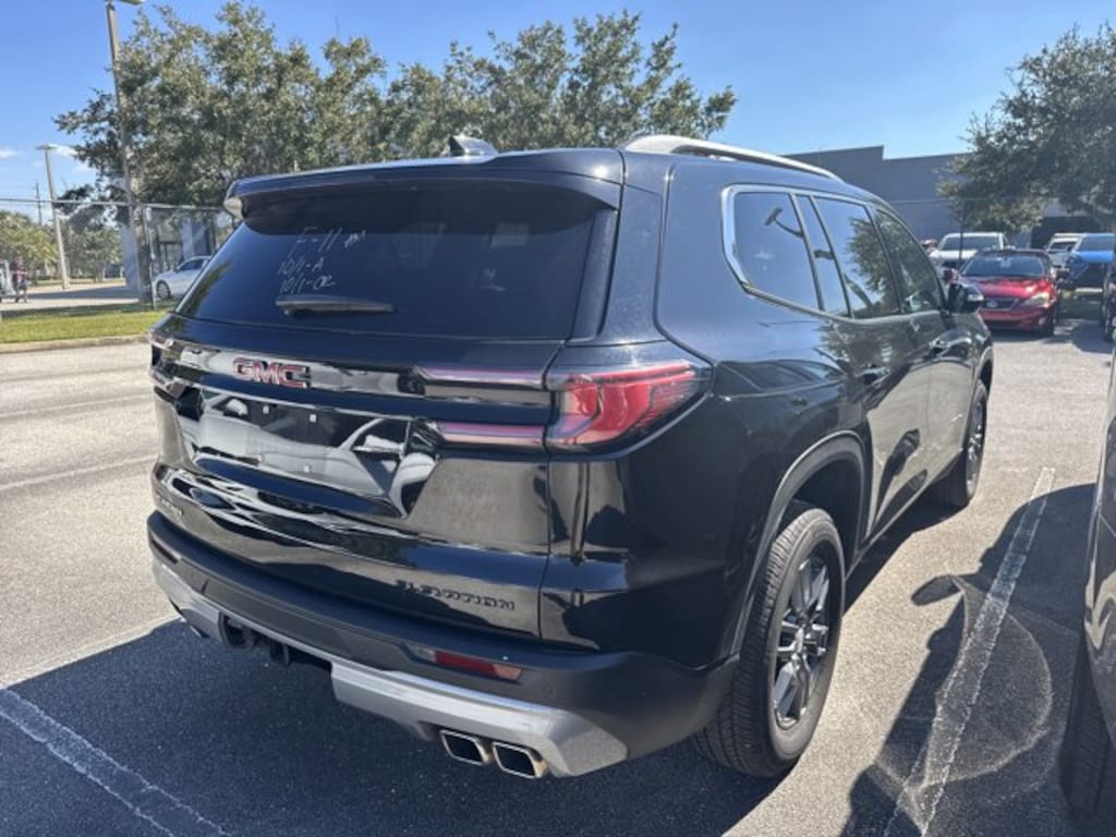 Used 2025 GMC Acadia Elevation