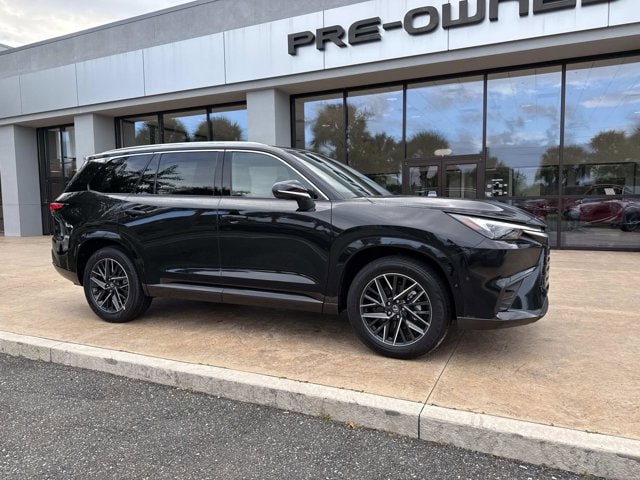 2026 Lexus TX Premium's photo