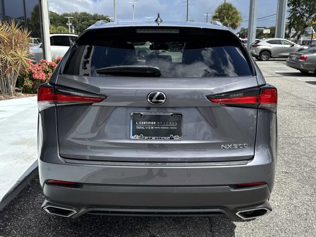 2021 Lexus NX 300 photo 4