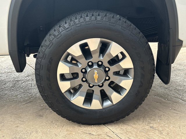 2025 Chevrolet Silverado 2500HD Custom - Photo 21