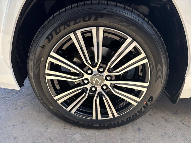 2026 Lexus LX 700h Luxury - Photo 10