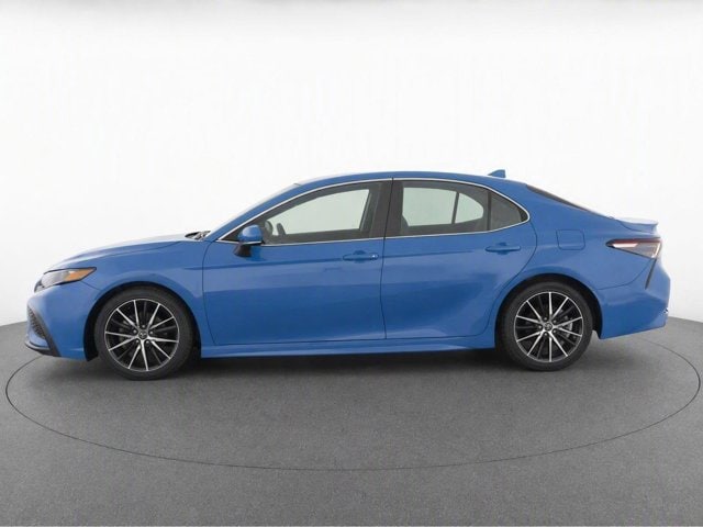 2024 Toyota Camry SE - Photo 7