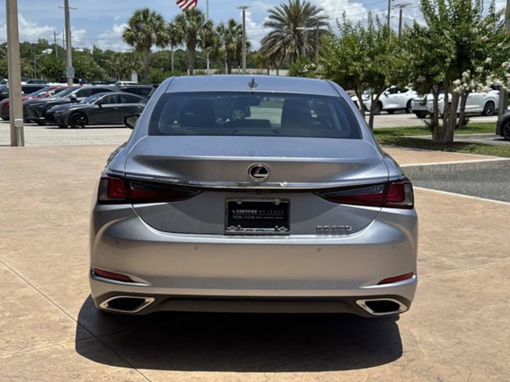 Used 2025 Lexus ES 350