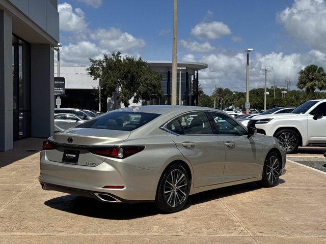 Used 2023 Lexus ES 350
