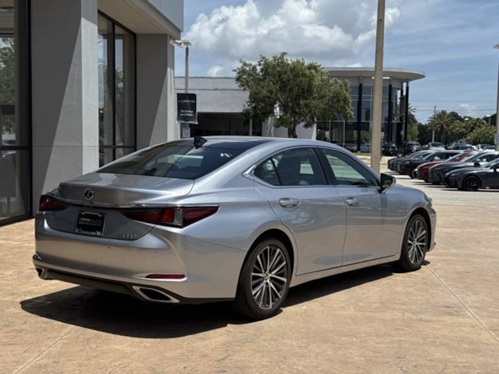 Used 2024 Lexus ES 350