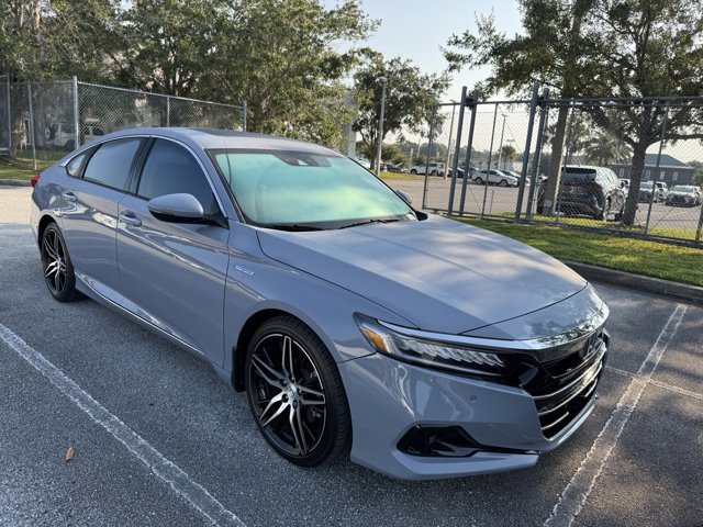 2021 Honda Accord Hybrid Touring photo 2