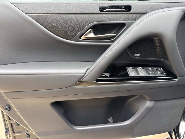 2025 Lexus LX Overtrail - Photo 17