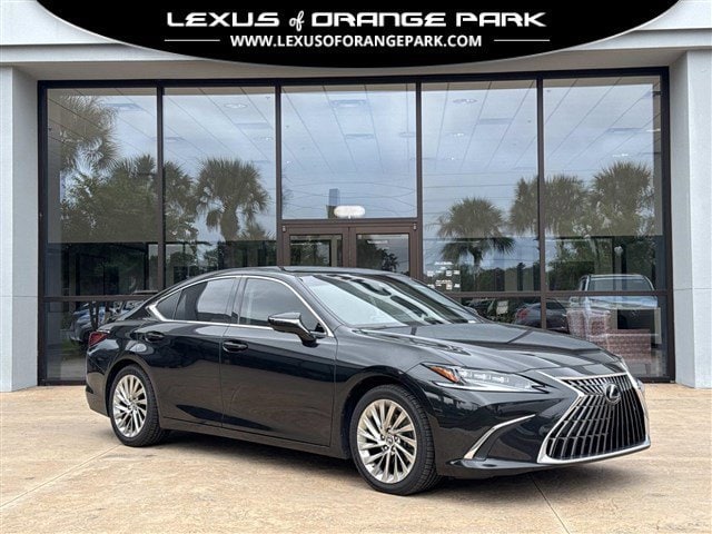 2022 Lexus ES