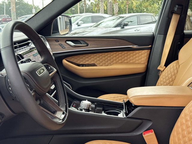 2023 Jeep Grand Cherokee L Summit - Photo 15