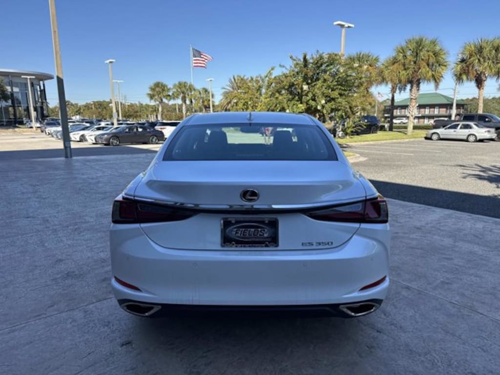 New 2025 Lexus ES 350 SEDAN