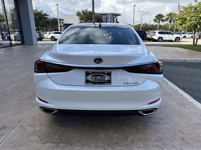 2025 Lexus ES 350 photo 4