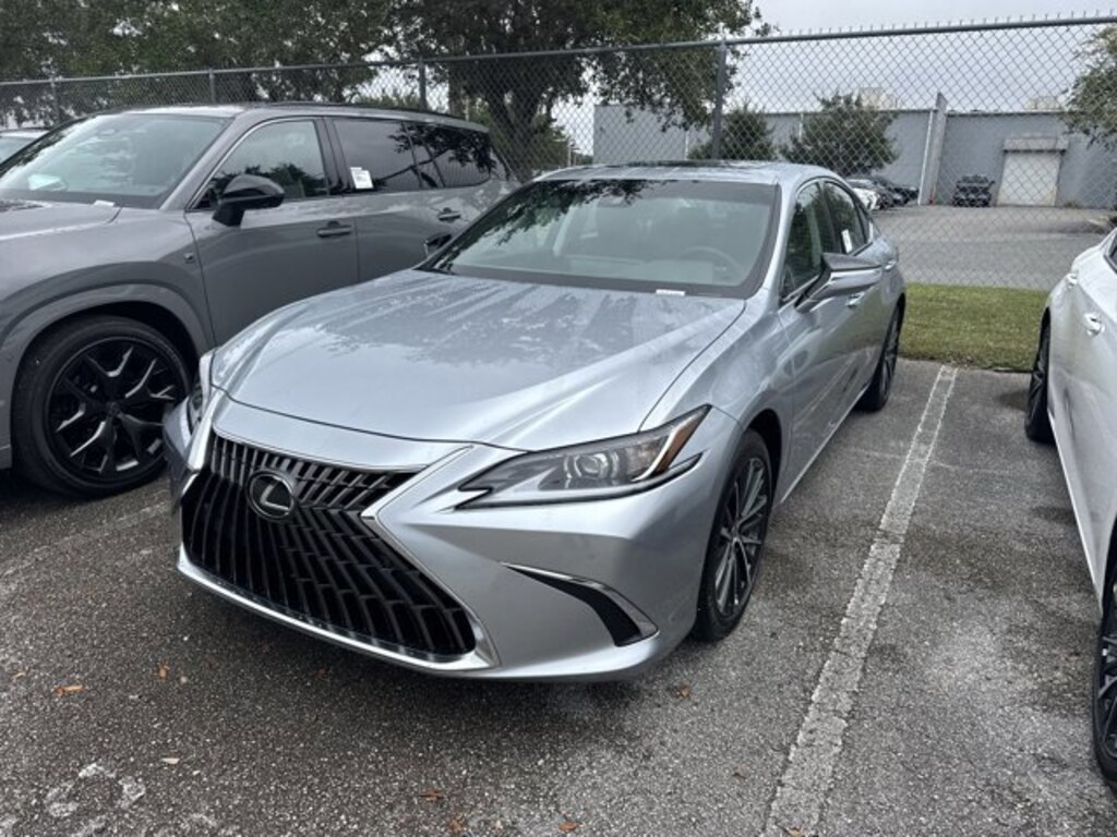 New 2025 Lexus ES 350 SEDAN