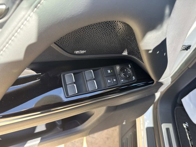 2026 Lexus LX 700h Luxury - Photo 19