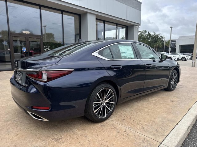 2025 Lexus ES 350 Premium photo 2