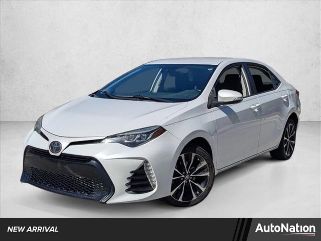 Used 2018 Toyota Corolla SE Sedan