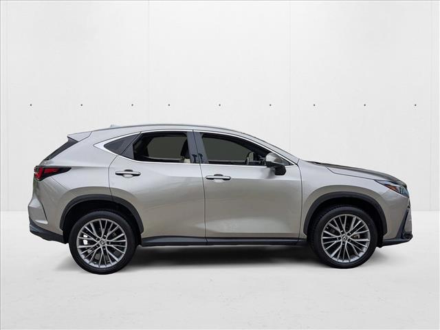 2023 Lexus NX 350h Premium photo 4