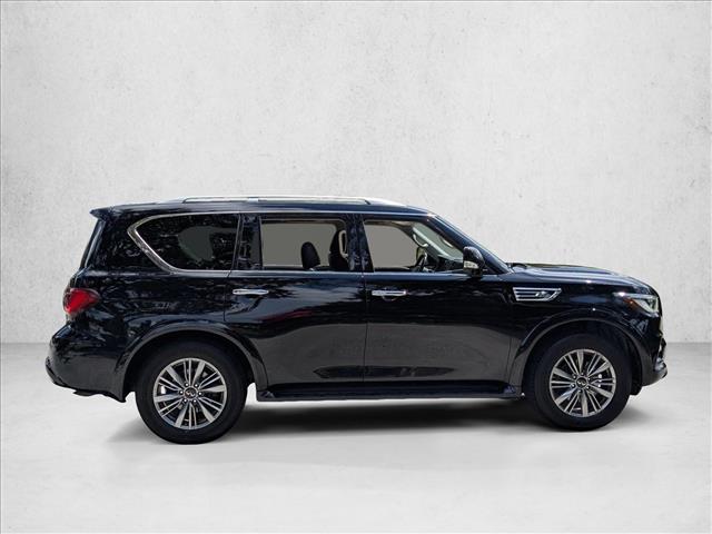 2021 Infiniti QX80 Luxe photo 4