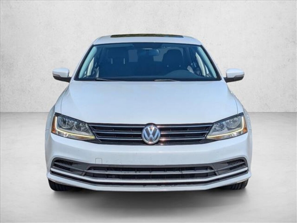 Used 2017 Volkswagen Jetta 1.4T SE Sedan