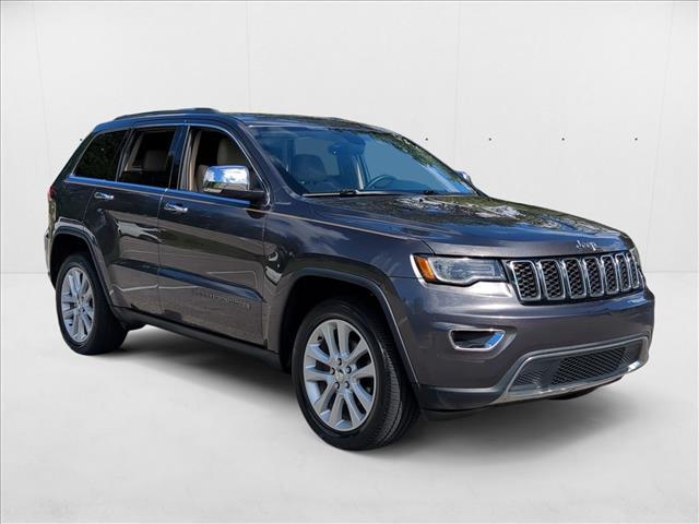 2017 Jeep Grand Cherokee Limited photo 3
