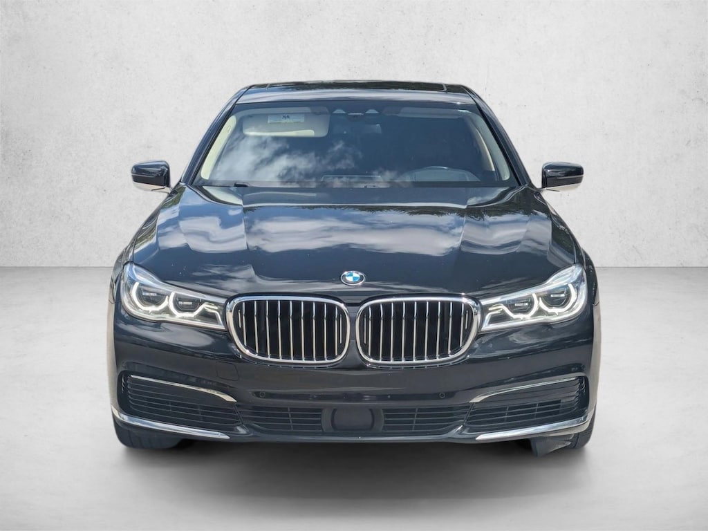 Used 2019 BMW 750i xDrive Sedan