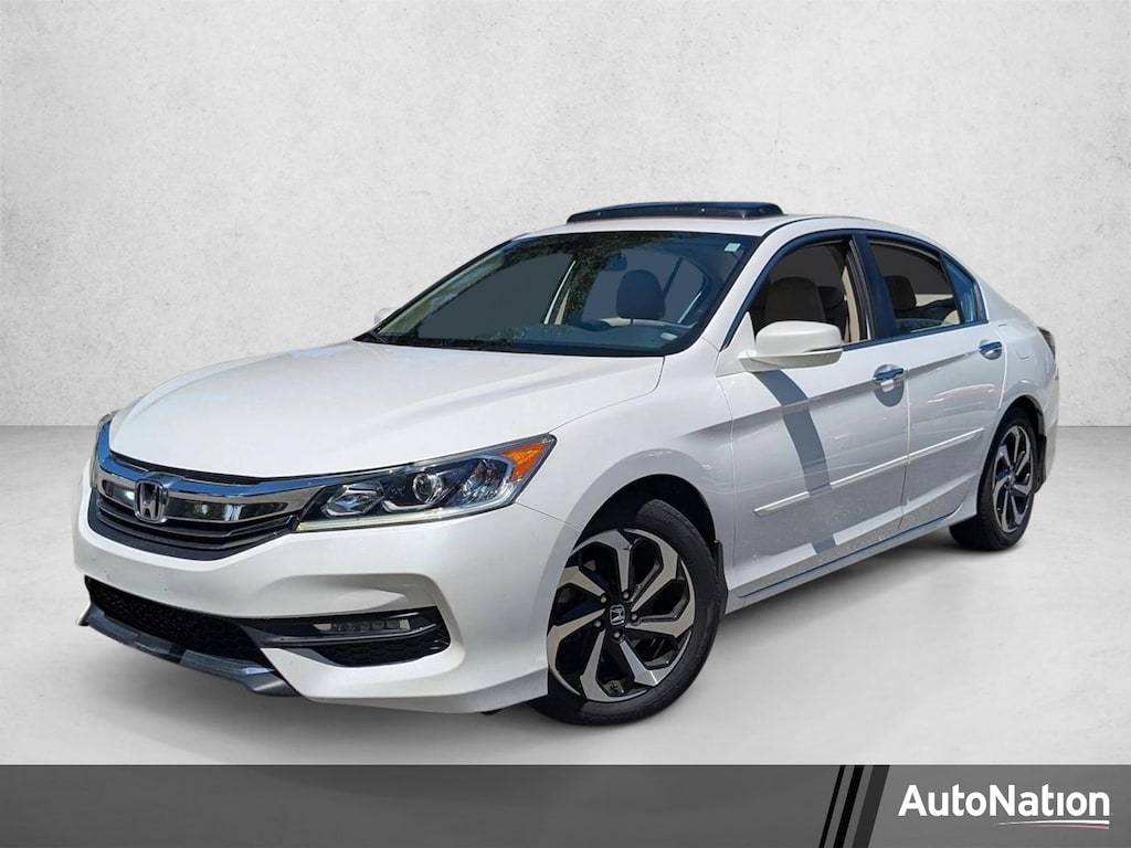 Used 2017 Honda Accord EX-L w/Navi & Honda Sensing Sedan
