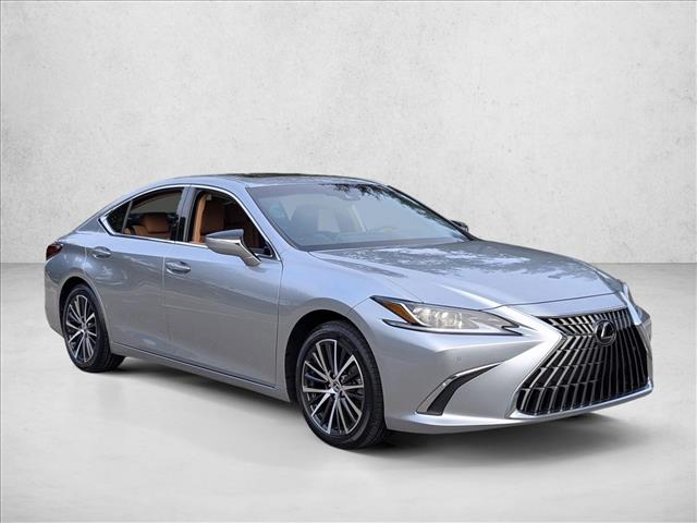 2023 Lexus ES 350 photo 3