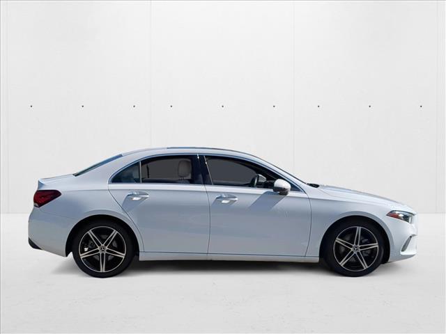 2022 Mercedes Benz A 220 photo 4