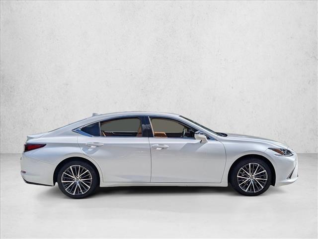 2023 Lexus ES 350 photo 4