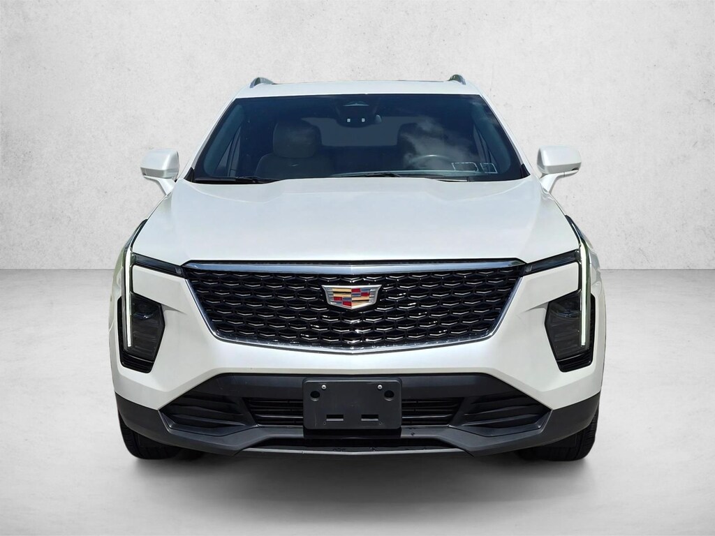 Used 2024 CADILLAC XT4 Luxury SUV
