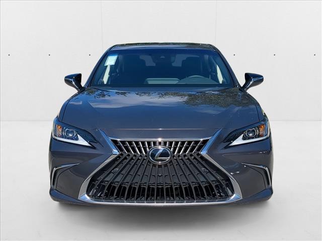 2022 Lexus ES 350 photo 2