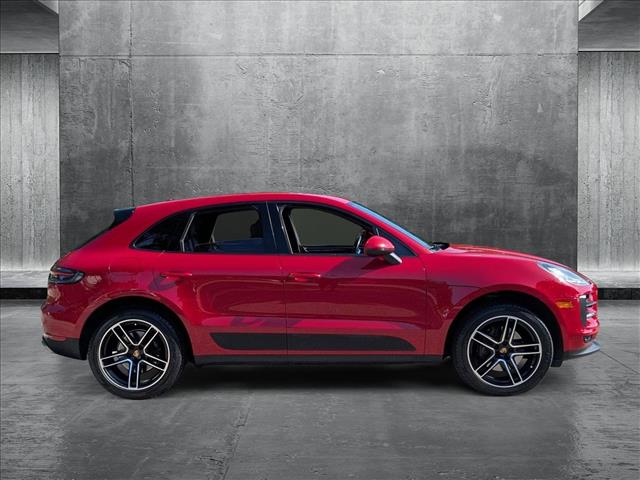 2021 Porsche Macan Base photo 4