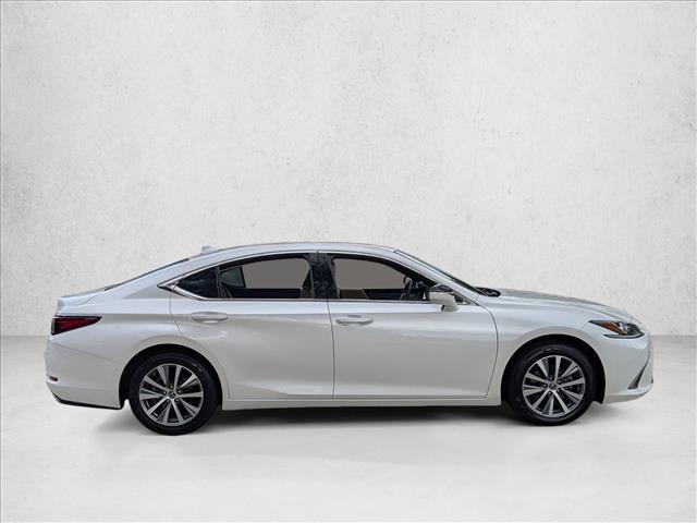 2021 Lexus ES 350 photo 4