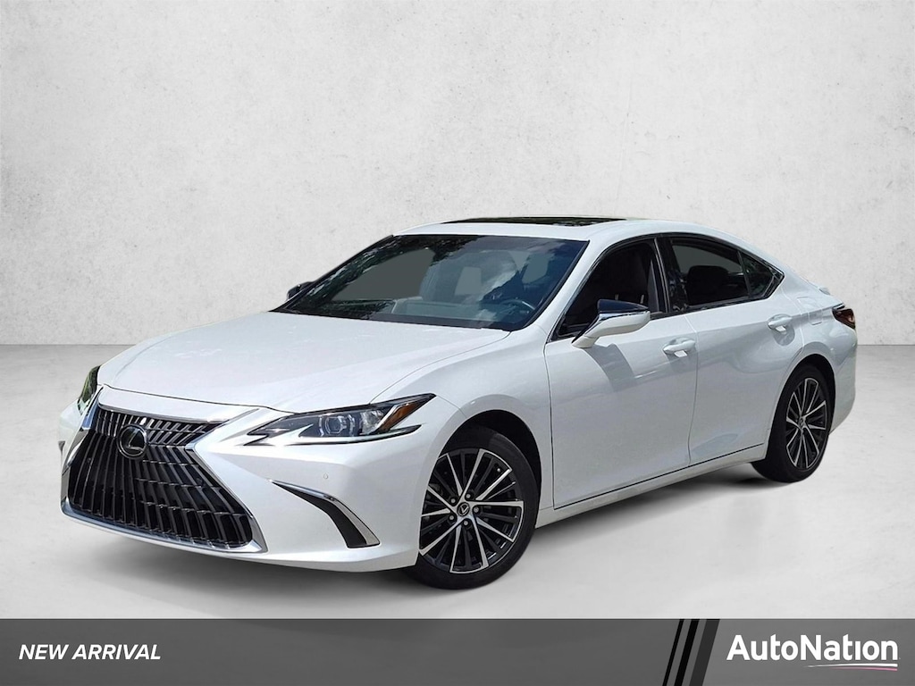 Used 2025 Lexus ES 300h Base Sedan