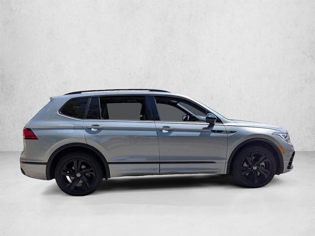 Used 2023 Volkswagen Tiguan 2.0T SE R-Line Black SUV