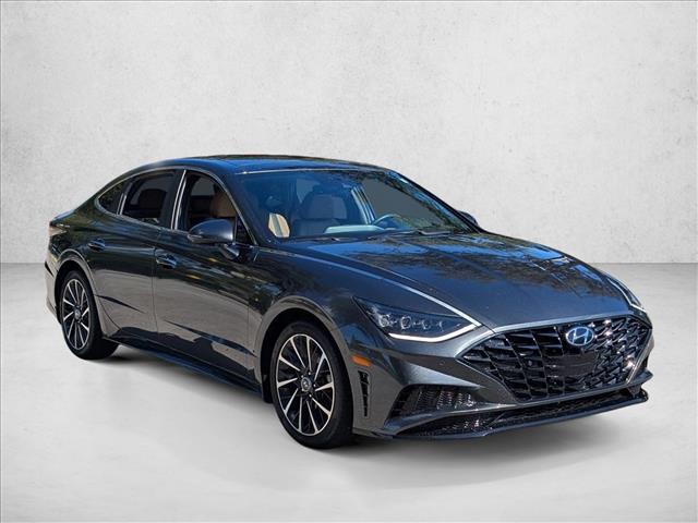 2023 Hyundai Sonata Limited photo 3