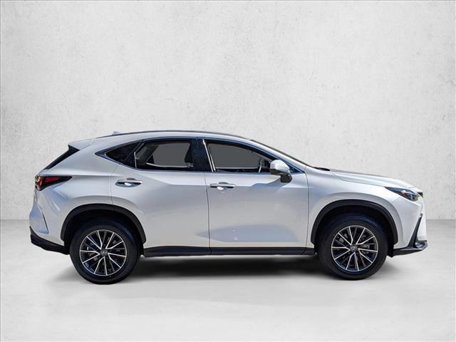 2023 Lexus NX 250 photo 4
