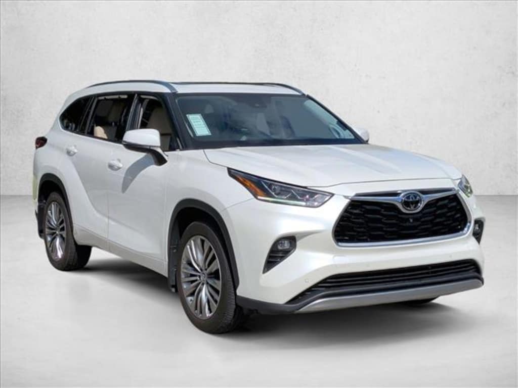 Used 2021 Toyota Highlander Platinum SUV