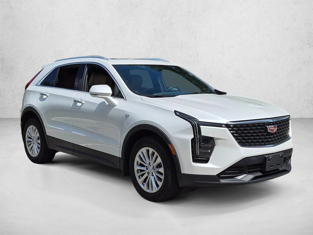 Used 2024 CADILLAC XT4 Luxury SUV