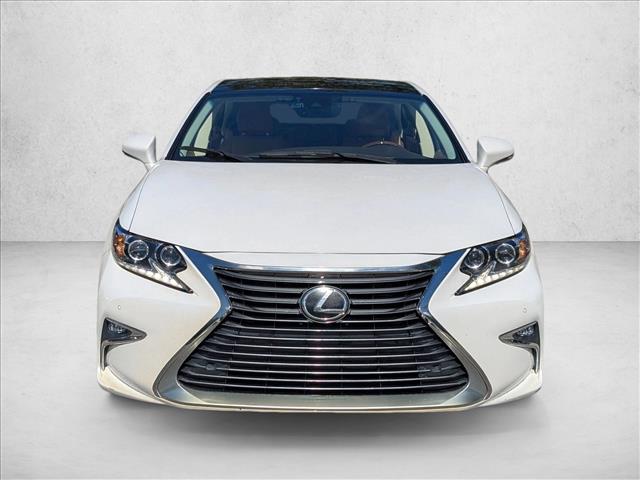 2017 Lexus ES 350 photo 2