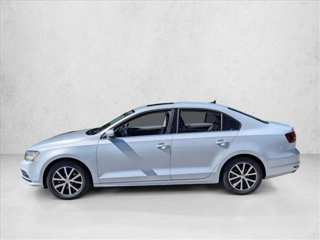 Used 2017 Volkswagen Jetta 1.4T SE Sedan