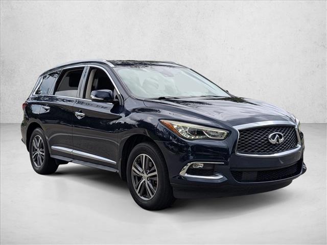 2019 Infiniti QX60 Luxe photo 2